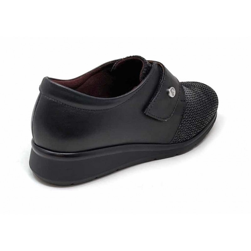 ZAPATO MUJER PIEL PITILLOS 10010